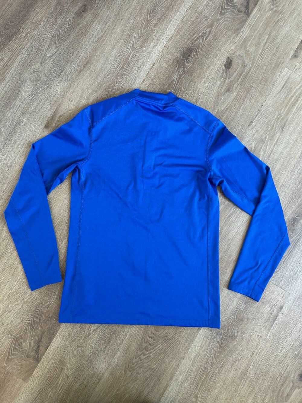 Nike Fitted Fleece Lined Dri-Fit Pullover Women's Size Medium Activewear - Picture 4 of 4